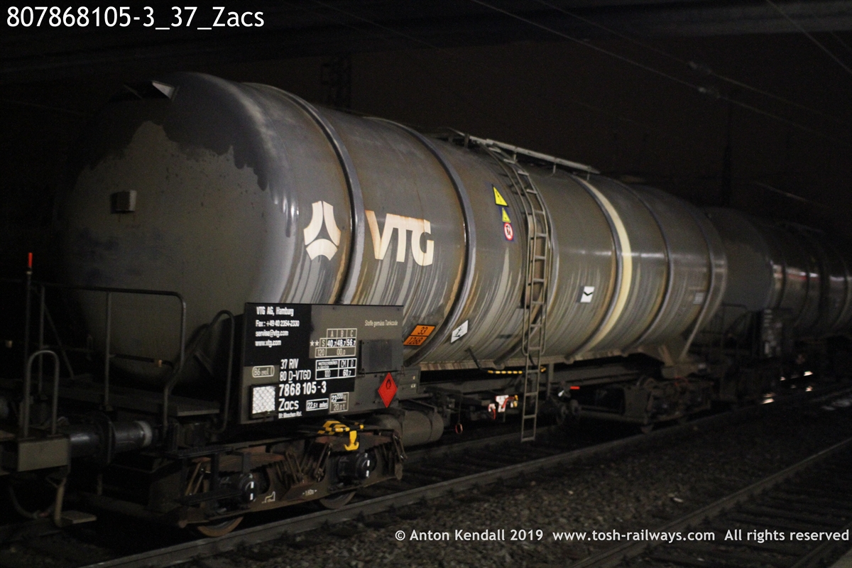 807868105-3_37_Zacs.JPG